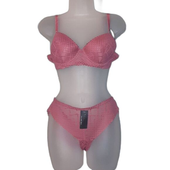 Youmita 36B Baroque Rose Symmetrical Mesh Lightly Lined Push Up Bra & Panty NWT - Picture 1 of 10